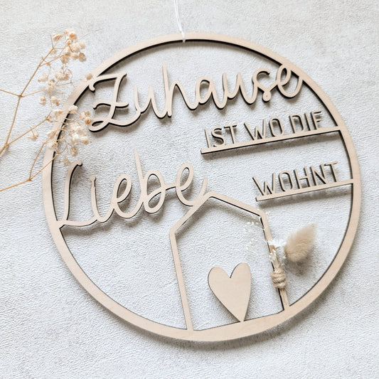 Holzkranz "Zuhause ist Liebe"