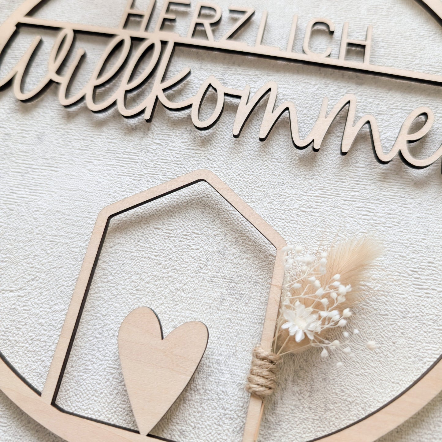 Holzkranz "Herzlich Willkommen" mit Häuschen