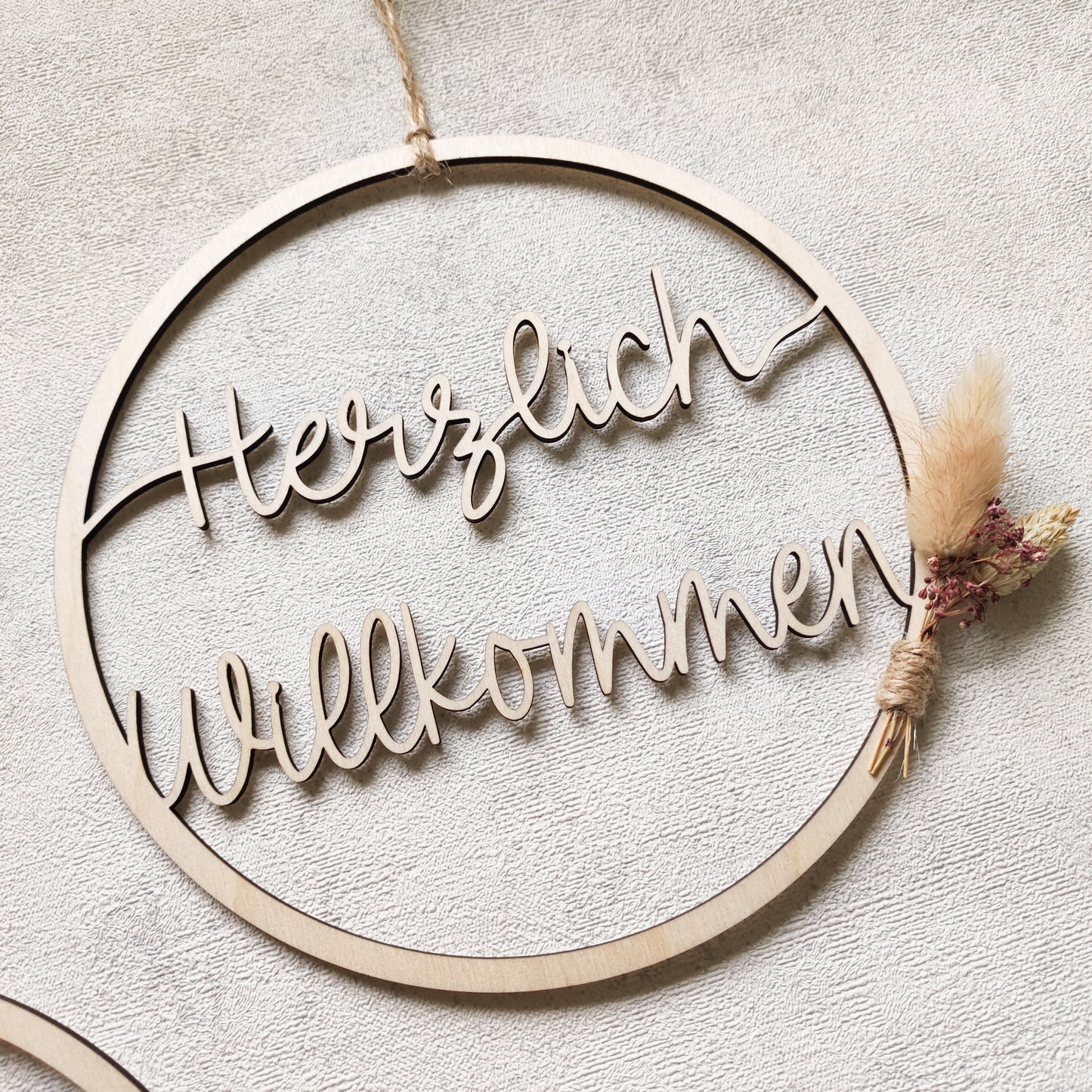 Holzkranz "Herzlich Willkommen"