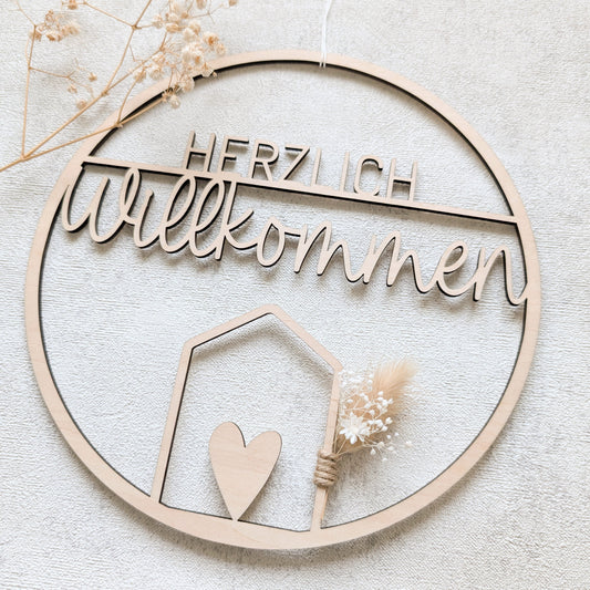 Holzkranz "Herzlich Willkommen" mit Häuschen