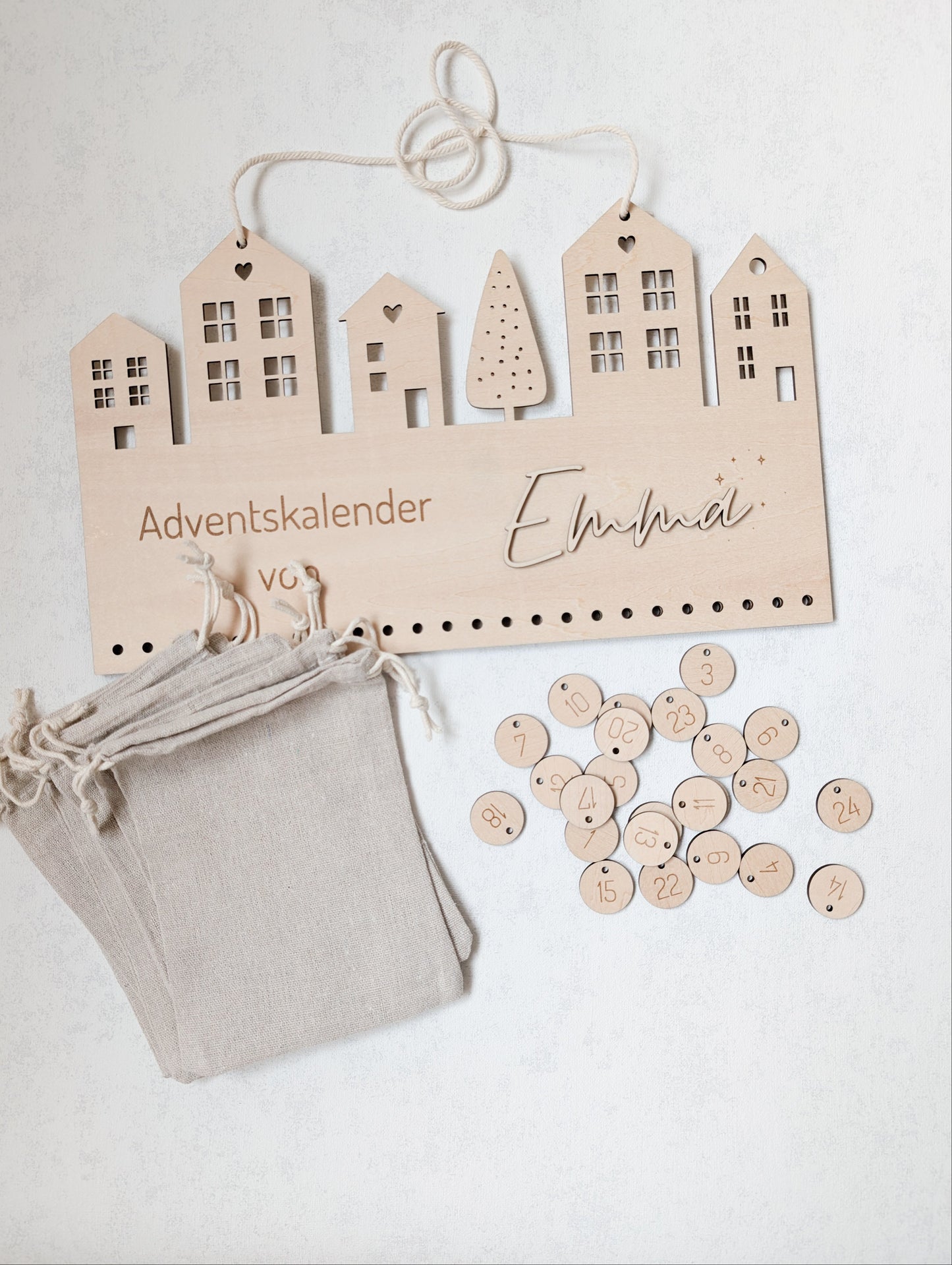 personalisierter Adventskalender mit Jutesäckchen zum Befüllen