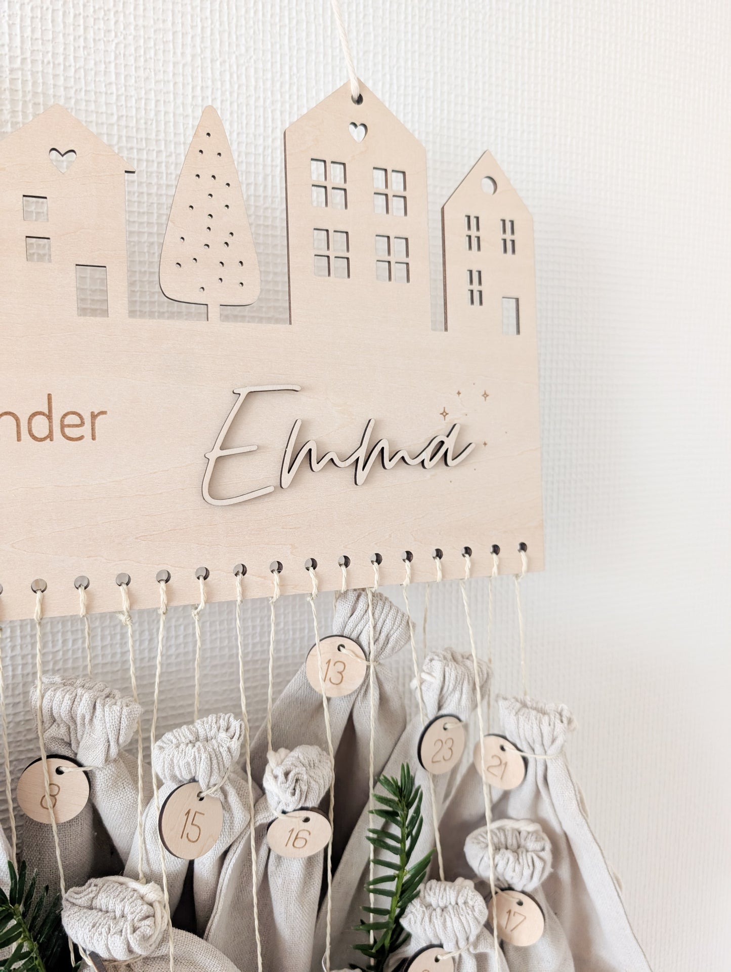 personalisierter Adventskalender mit Jutesäckchen zum Befüllen