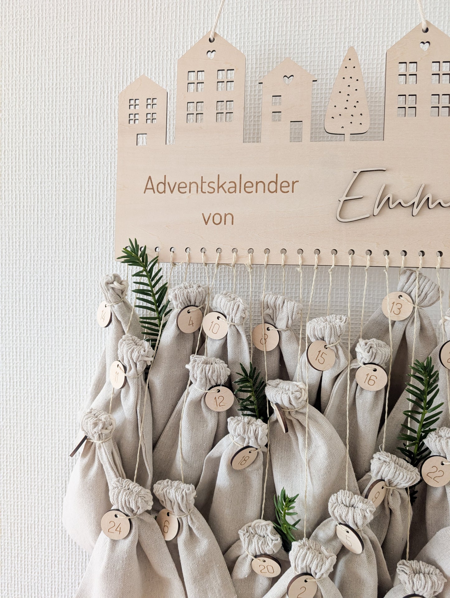 personalisierter Adventskalender mit Jutesäckchen zum Befüllen