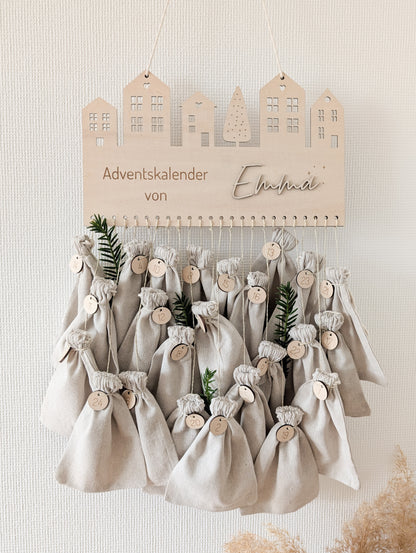 personalisierter Adventskalender mit Jutesäckchen zum Befüllen
