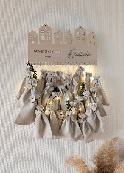 personalisierter Adventskalender mit Jutesäckchen zum Befüllen