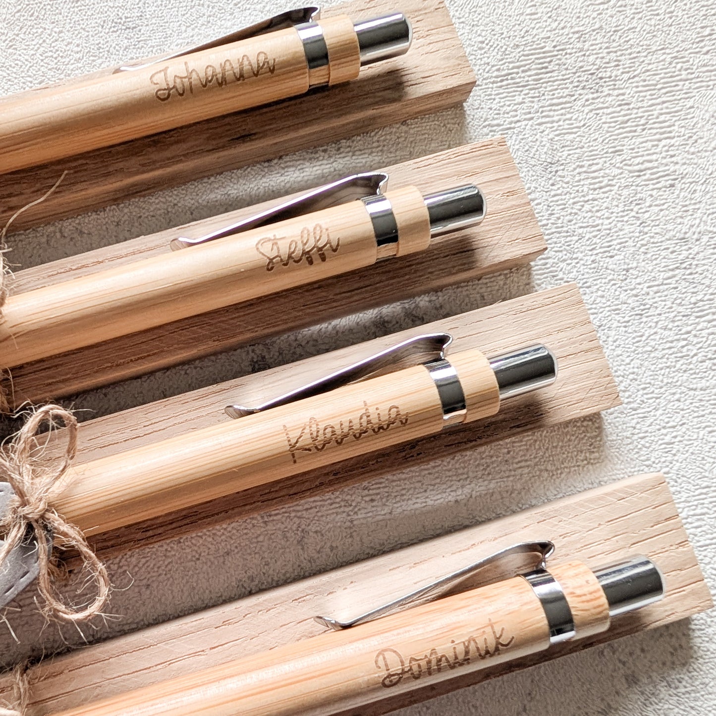 Personalisierter Kugelschreiber aus Bambus