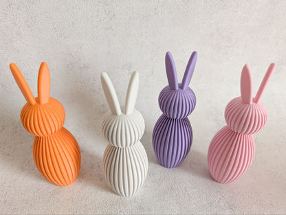 3D gedruckte Hasen in verschiedenen Farben aus der Perspektive von oben