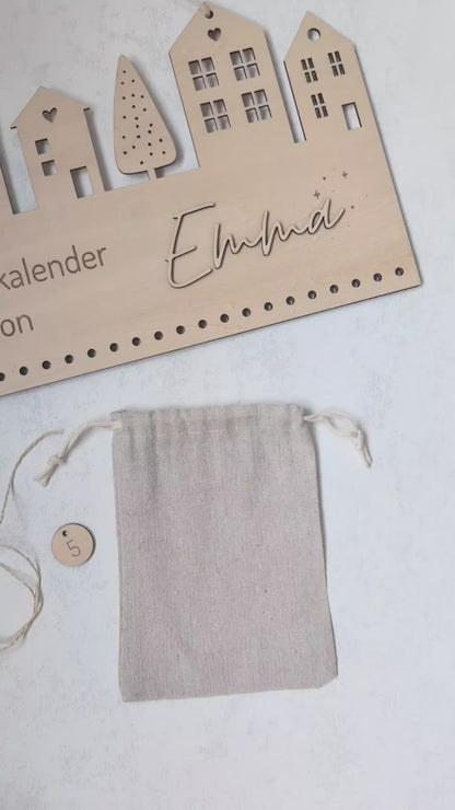 personalisierter Adventskalender mit Jutesäckchen zum Befüllen